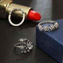 Load image into Gallery viewer, Crystal Moon Ring Set